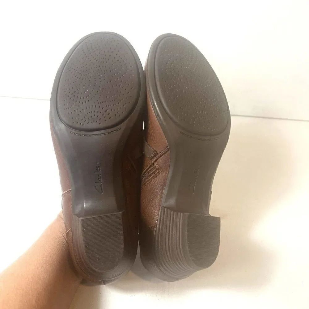 Clarks Collection Womens Pumps Shoes Size 8.5M Brown Leather Slip On Clog Bootie - Picture 11 of 11